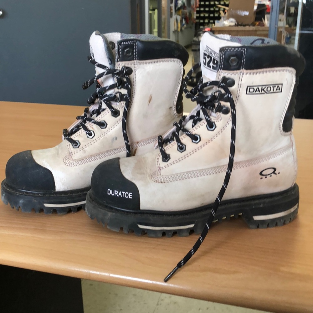 Dakota , 529 Duratoe boots